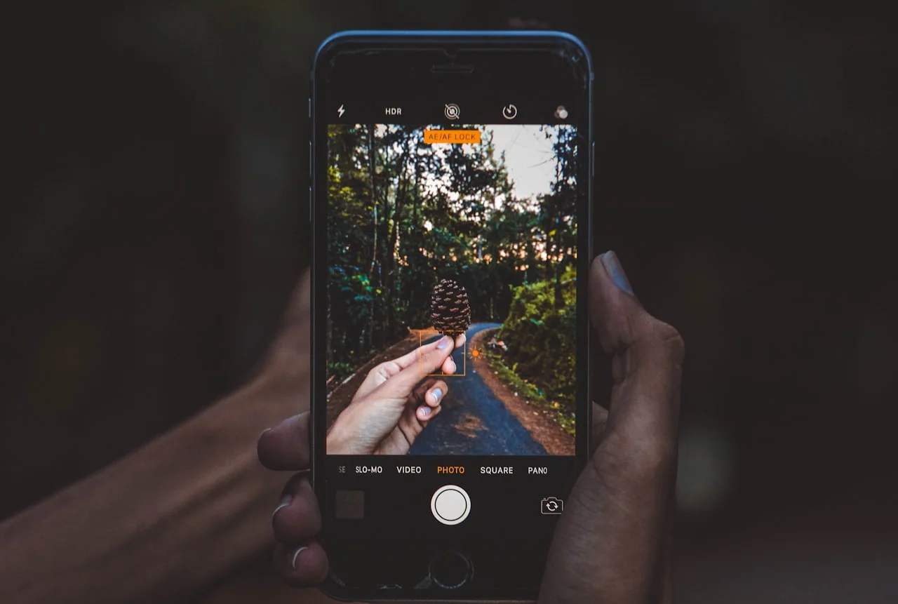 Mobil zobrazujúci galériu fotografií vo vysokom rozlíšení
